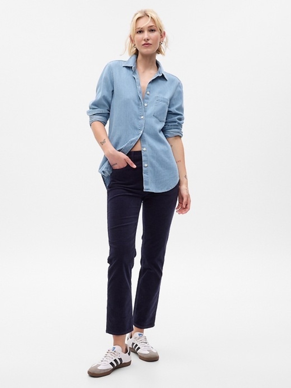 GAP Vintage Slim High Rise Corduroy Pants in Dark Navy